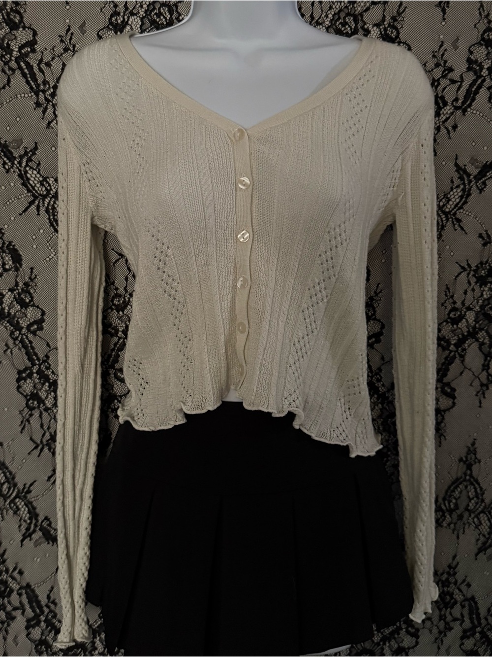 Aeropostale Women's Cropped Crème Cardigan
